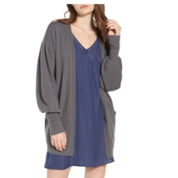 Hinge Balloon Sleeve Cardigan - Picture 5 of 9